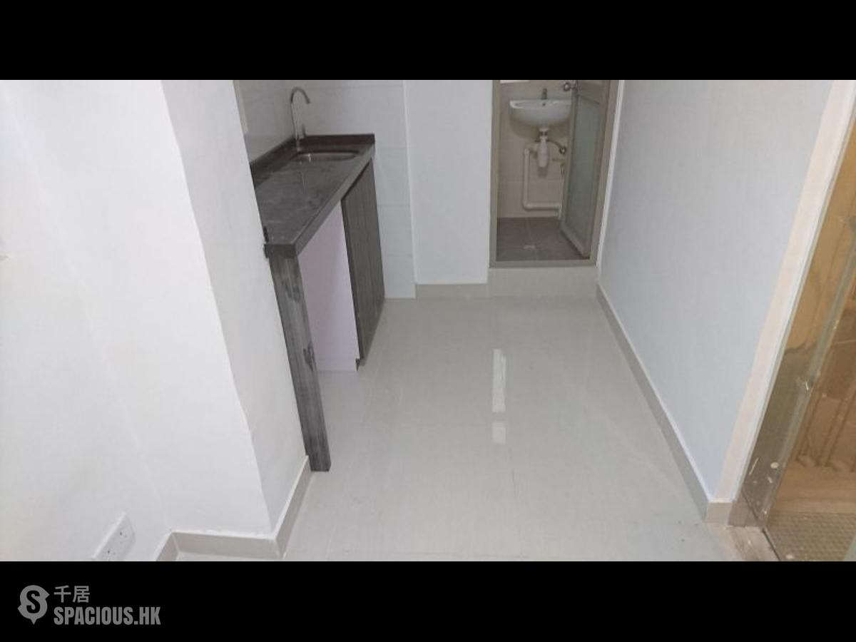 Sai Ying Pun - 291-293, Queen's Road West 01