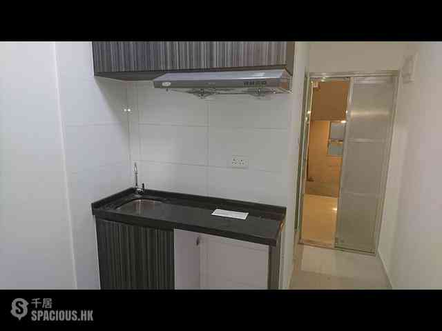 Sai Ying Pun - 291-293, Queen's Road West 03