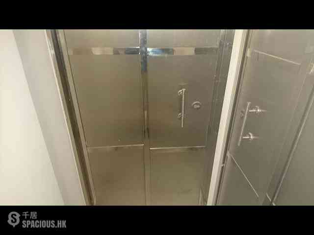 Sai Ying Pun - 291-293, Queen's Road West 09