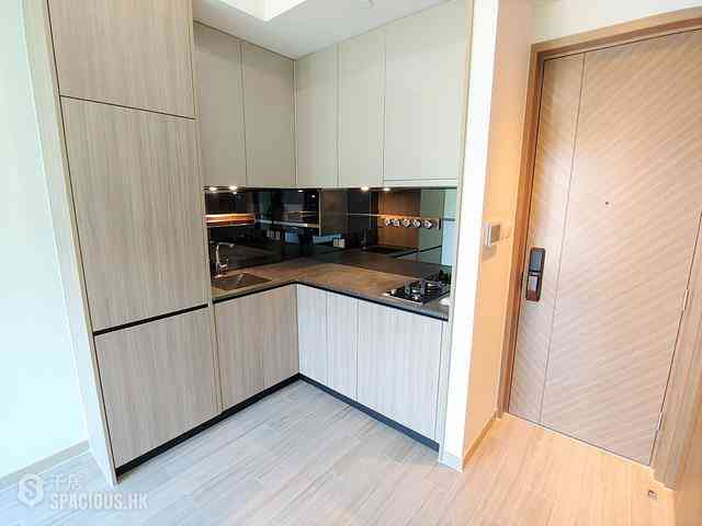 Quarry Bay - Novum East 05
