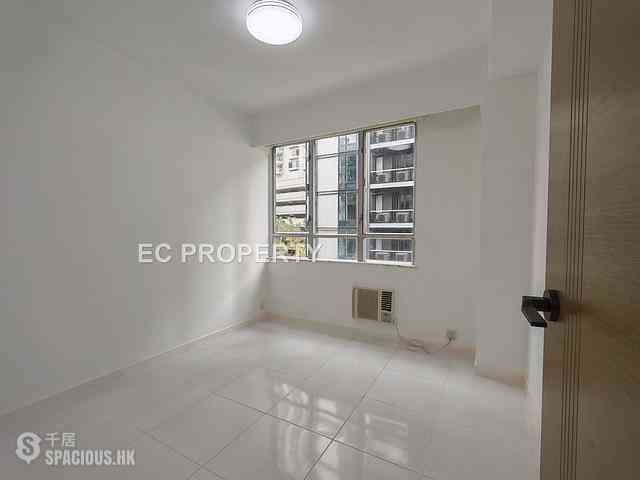 Wan Chai - Phoenix Court 11