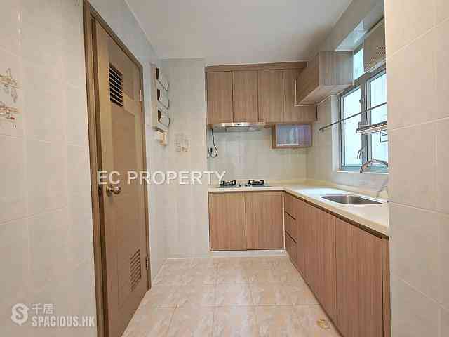Wan Chai - Phoenix Court 05