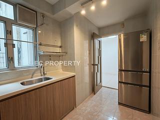 Wan Chai - Phoenix Court 06