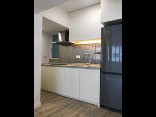 Sai Ying Pun - Sun Luen Building 04
