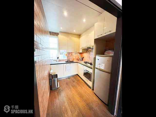 Pok Fu Lam - Bisney Terrace 07