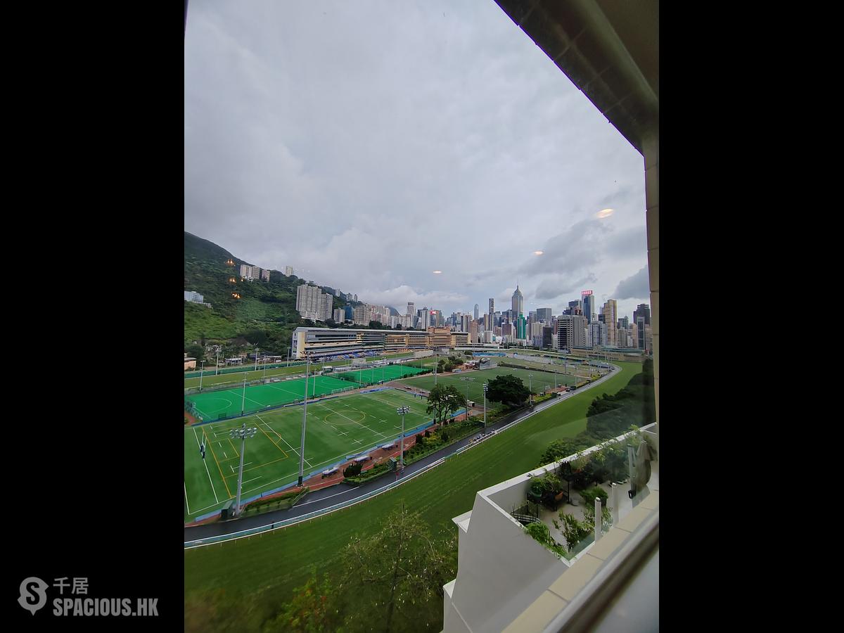 跑馬地 - 金鞍大廈 01
