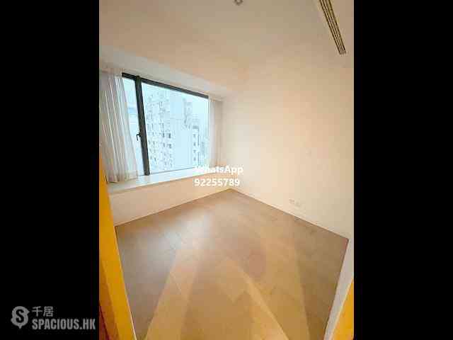 Mid Levels Central - Gramercy 07