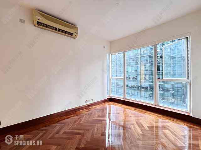 Wan Chai - Star Crest 01