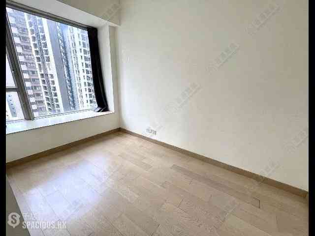 Sai Ying Pun - Island Crest Block 2 07