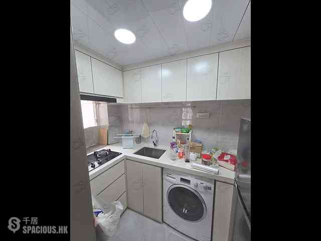 Quarry Bay - Nan Fung Sun Chuen Block 4 02