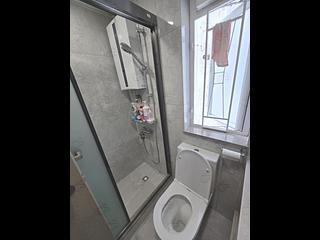 Quarry Bay - Nan Fung Sun Chuen Block 4 03