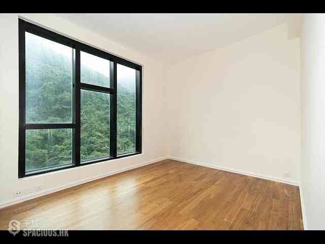 Repulse Bay - Helene Tower 08