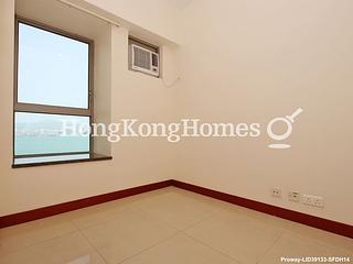 Kennedy Town - The Merton 06