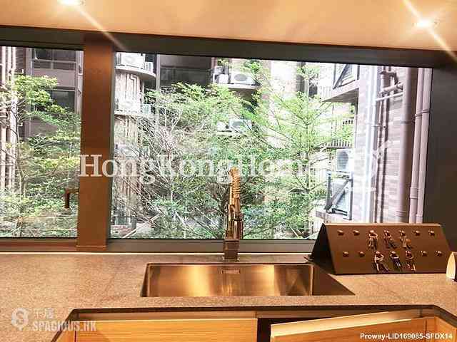 Shau Kei Wan - Island Garden 03
