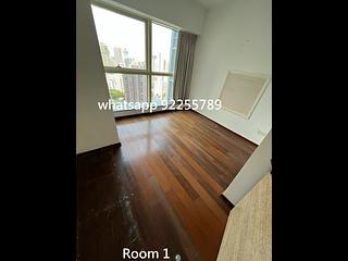 Soho - Centrestage 03