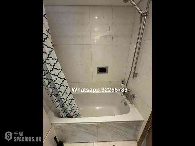 Soho - Centrestage 10