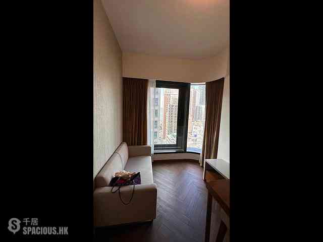 Shek Tong Tsui - One South Lane 05