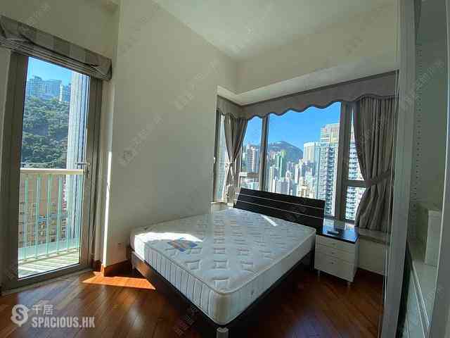 Wan Chai - The Avenue Phase 2 06