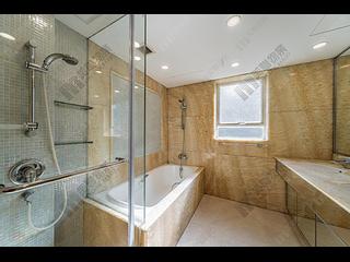 Mid Levels Central - Tregunter Tower 3 04