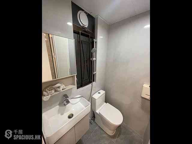 Sai Ying Pun - Tak May House 04