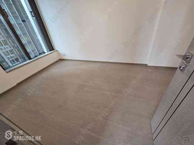 Wong Chuk Hang - The Southside Phase 3B Blue Coast 08