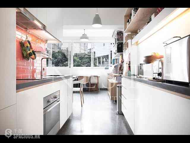 Kennedy Town - Tse Land Mansion 01