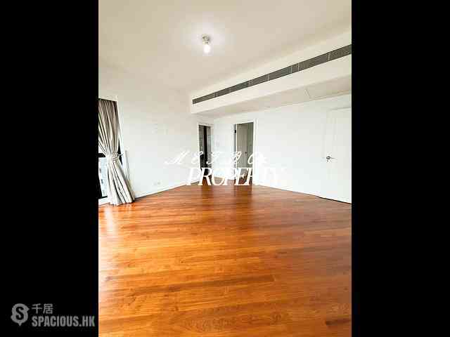 Mid Levels Central - The Harbourview 05