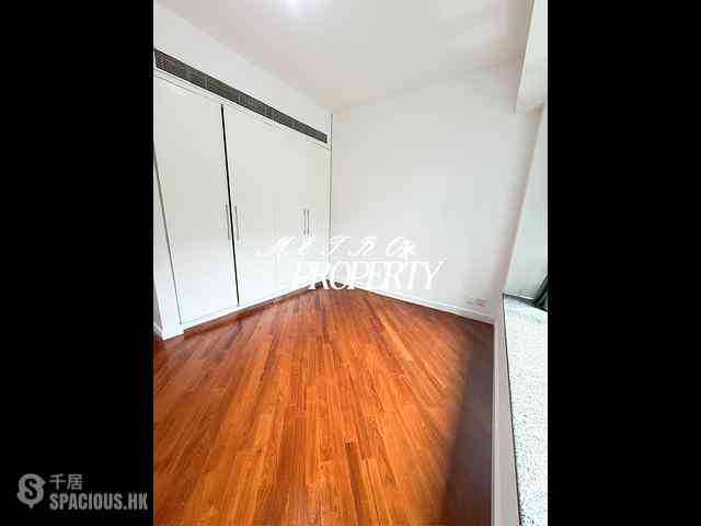 Mid Levels Central - The Harbourview 08