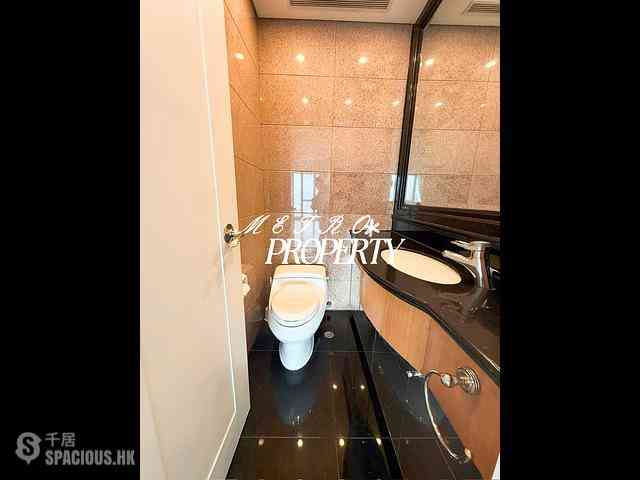 Mid Levels Central - The Harbourview 16