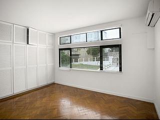 Chung Hom Kok - Coral Villas 16