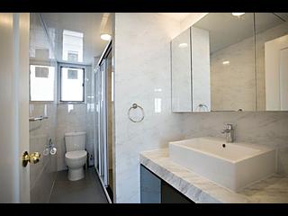 Chung Hom Kok - Coral Villas 06