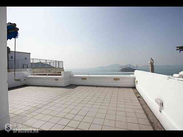 Chung Hom Kok - Coral Villas 18