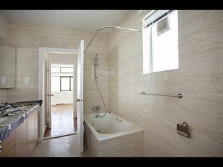 Chung Hom Kok - Coral Villas 28