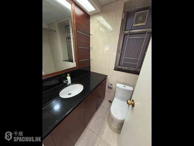 West Kowloon - Sorrento 05