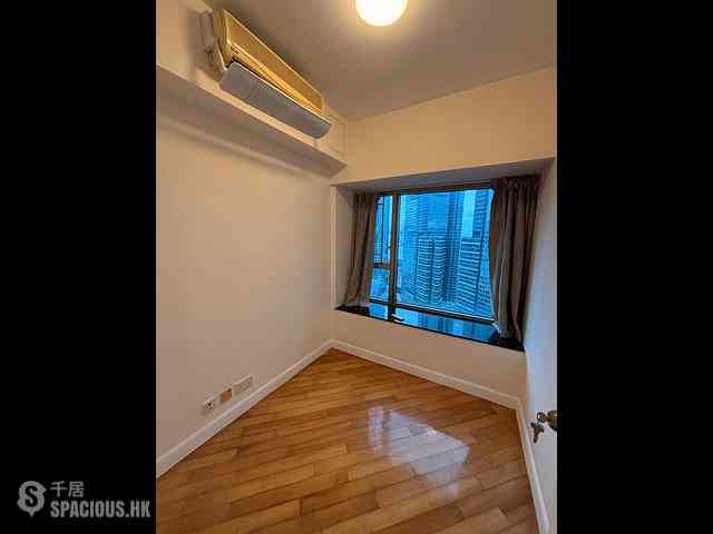 West Kowloon - Sorrento 06