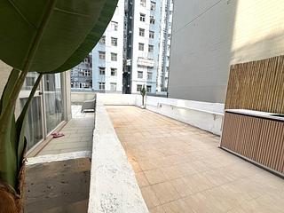 鲗鱼涌 - 得发大厦 14