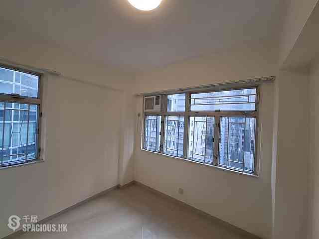 Wan Chai - Kar Yau Building 04