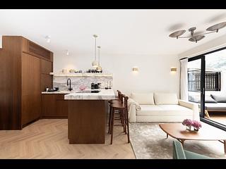 Stubbs Road - The Notting Hill 06
