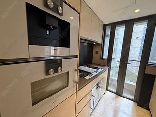 Mid Levels Central - Arezzo 10