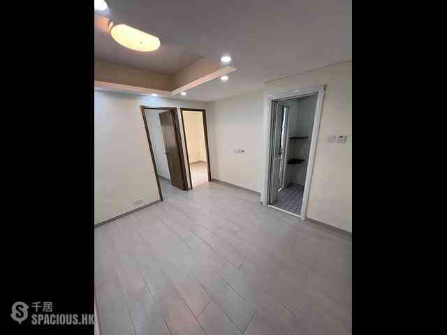 Mong Kok - Winner Building 02