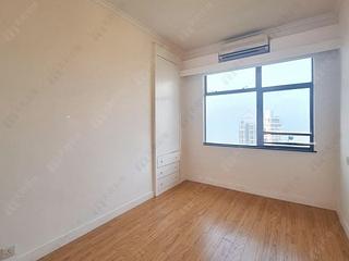 Mid Levels West - Parkway Court 15