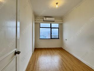 Mid Levels West - Parkway Court 16