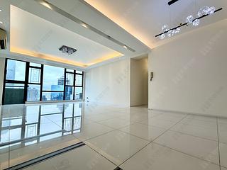 Mid Levels Central - The Grand Panorama 06