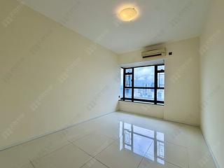 Mid Levels Central - The Grand Panorama 32