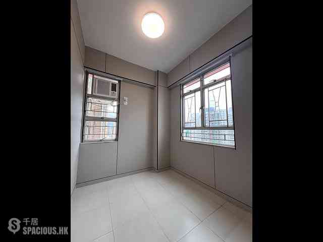 Yau Ma Tei - Fu Cheong Building 04
