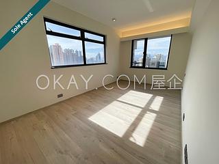 Mid Levels Central - Wealthy Heights 06