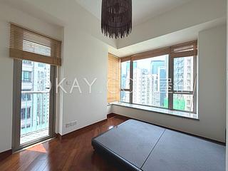 Wan Chai - The Avenue Phase 2 03
