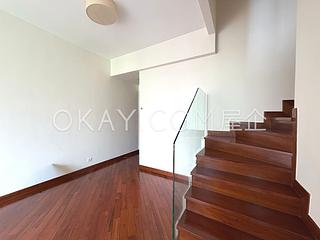 Wan Chai - The Avenue Phase 2 06