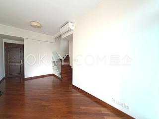 Wan Chai - The Avenue Phase 2 07