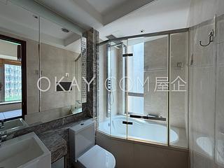 Wan Chai - The Avenue Phase 2 10